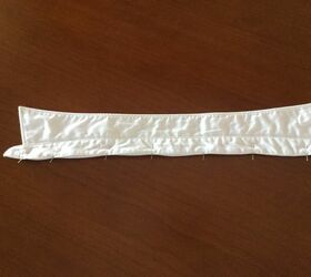 She ripped the collar off a white men's shirt for one of the most brilliant accessory hacks we've seen