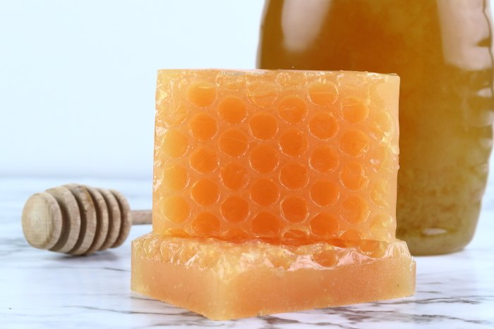 honey comb melt and pour soap recipe
