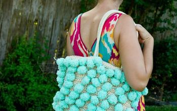 Makeover Your Plain Wicker Beach Tote With  Pompom Yarn