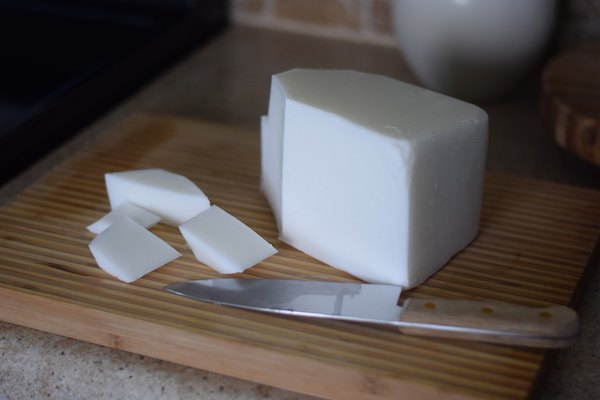 easy homemade goat milk soap