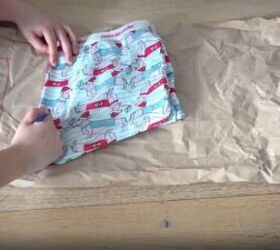 turn old pants into new perfect pajamas, Trace the back