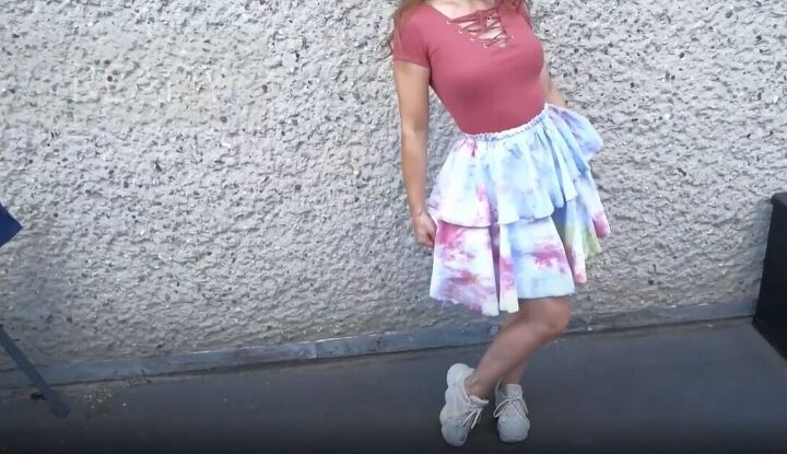 learn how to turn an old bed sheet into a fun and flowy peplum skirt, DIY circle skirt
