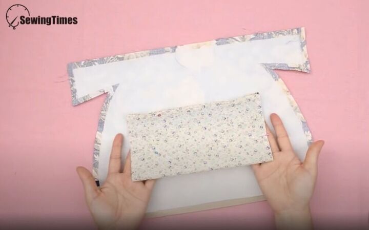 learn how to make a pretty boston bag, Fold the fabric