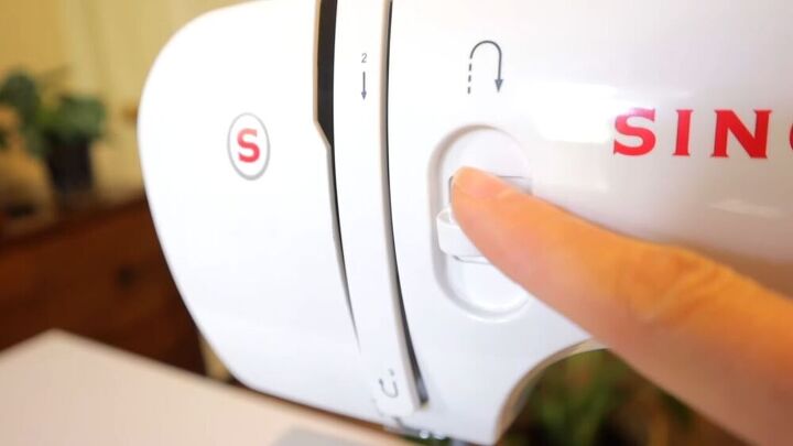 learn the basics of sewing with this important tutorial, Reverse stitch