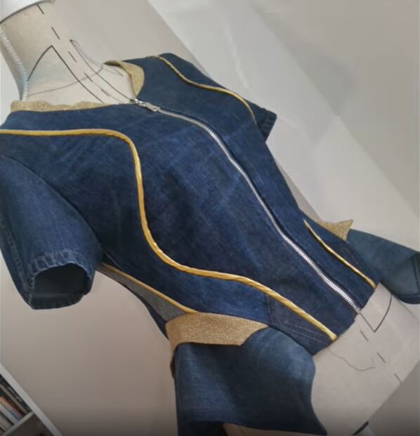 how to make a designer jacket from jeans, Jeans upcycling ideas