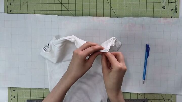 make your own t shirt pattern using supplies you already have, How to make a t shirt pattern