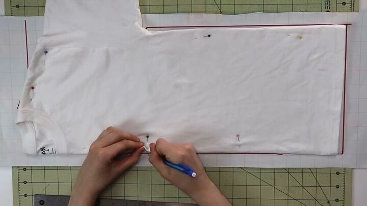 make your own t shirt pattern using supplies you already have, How to make a DIY t shirt pattern
