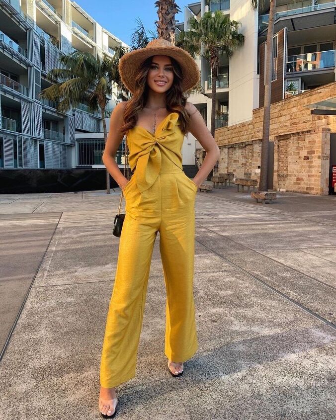 be effortlessly chic with these 15 fun jumpsuits, Yellow jumpsuit