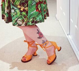 stand out in orange, Orange heeled sandals