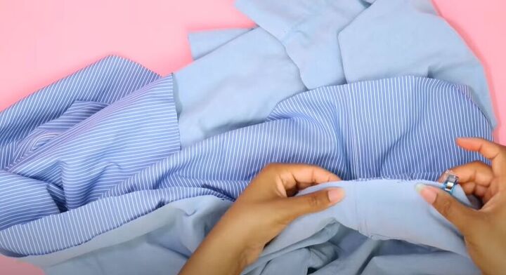 upcycle a mens shirt into this amazing shirt dress, Clip the edges