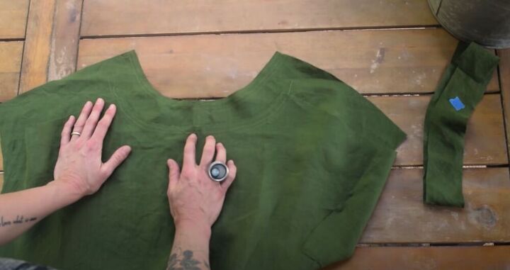 how to sew a shirt, How to make a neckline