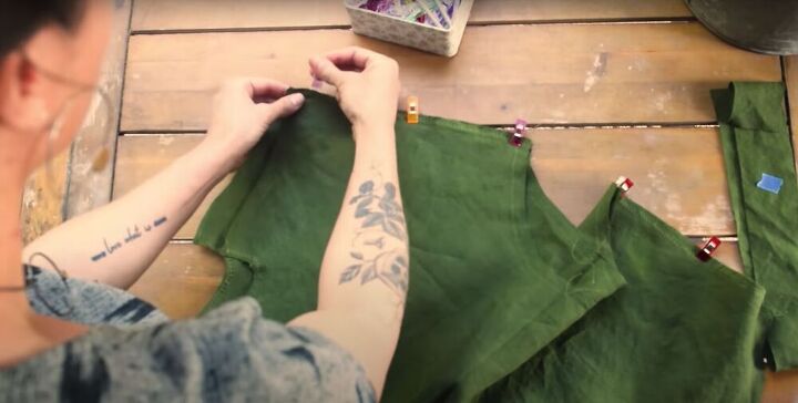 how to sew a shirt, Clip the fabric pieces together