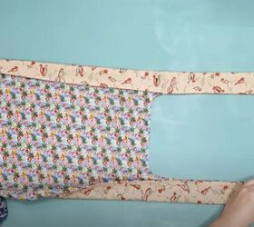 diy the cutest foldable and reusable shopping bag, Pin the sides of the bag