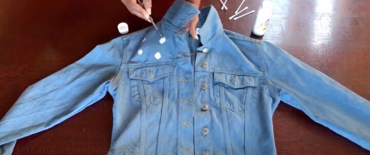 modernize your jean jacket with this awesome diy, Paint the jacket