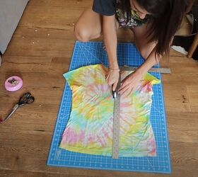 learn how to do 5 epic t shirt upcycles, Cut the shirts