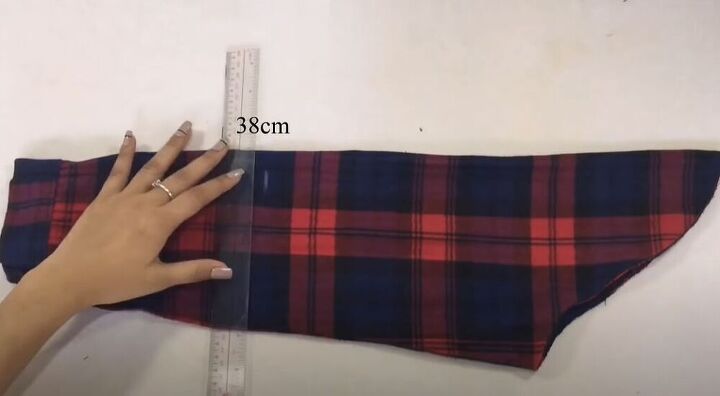 perfect puff sleeve dress upcycle, Measure the sleeve