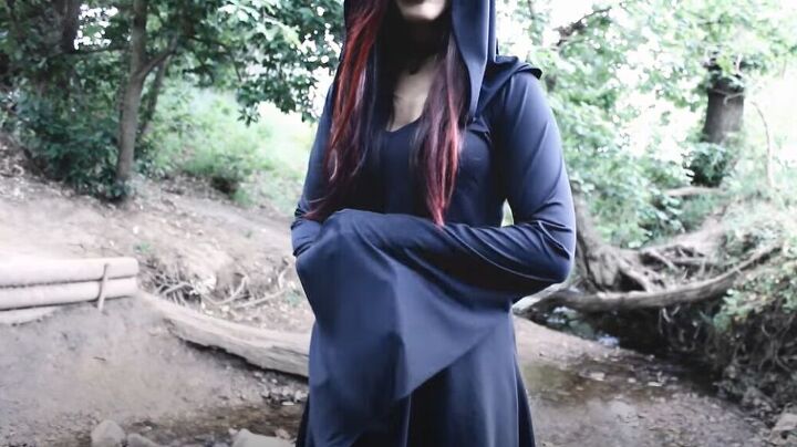 diy a modern witch hooded dress for halloween, Witch dress with hood