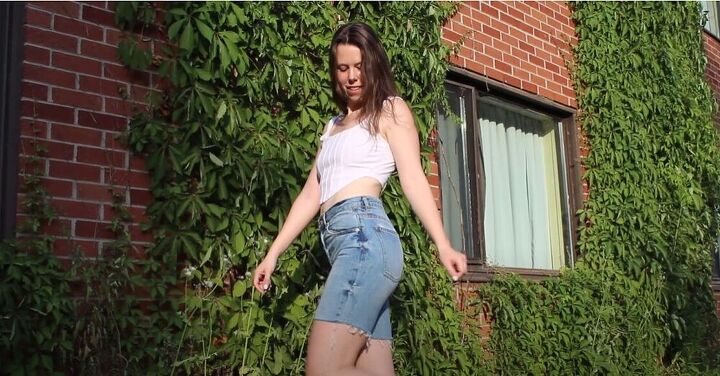 tips and tricks for upcycling your jeans in 10 minutes, DIY Bermuda shorts from jeans