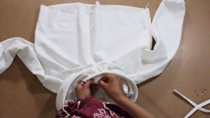 make your own super soft cropped hoodie from scratch, Homemade white hoodie