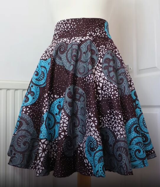 check out this stunning circle skirt tutorial, Full circle skirt tutorial