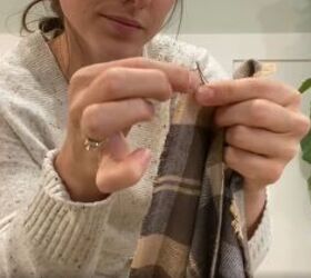 learn to make and style a blanket scarf, DIY blanket scarf