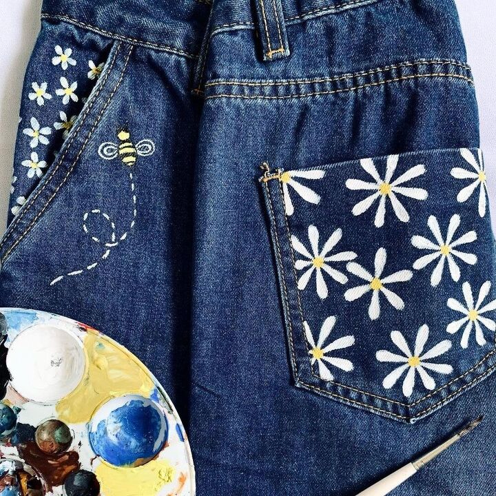 14 amazing ways to customize your ordinary jeans, Flower painted jeans