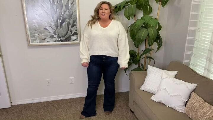 check out these six different ways to style your flare cut jeans, How to style flare jeans