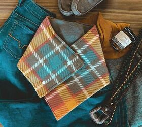 11 gorgeous ways to style your scarves this winter, Plaid cowl