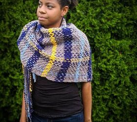 11 gorgeous ways to style your scarves this winter, Plaid scarf