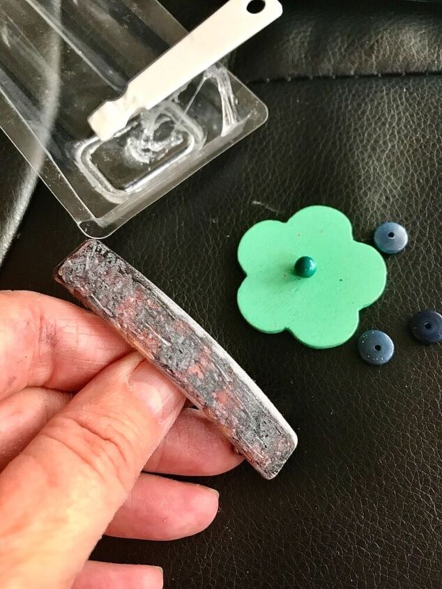 how to make your own unique flower hair slide, Sanded surface