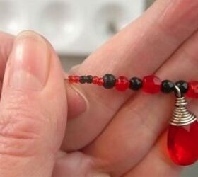 queen of hearts necklace tutorial