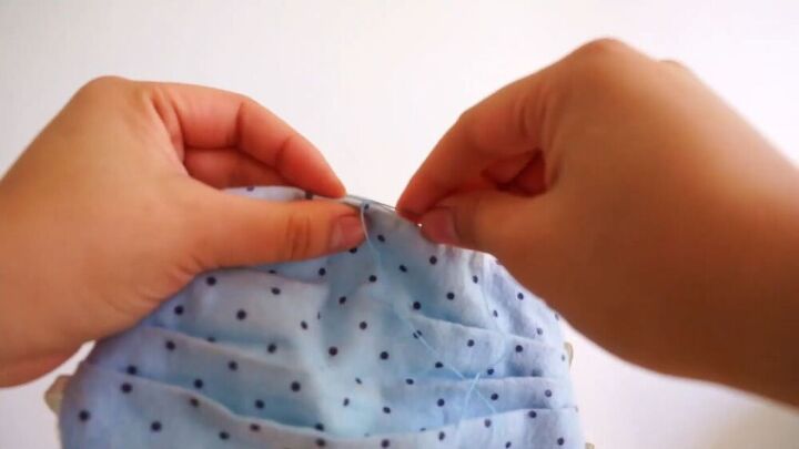 make your own facemask at home with this quick and easy tutorial, Facemask DIY