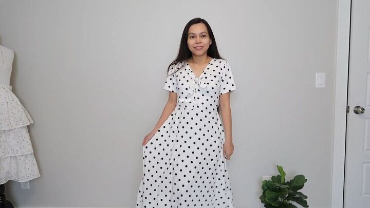 Alter a Dress From the Waist in Under Five Minutes With This Tutorial | Upstyle Alter a Dress From the Waist in Under Five Minutes With This Tutorial | Upstyle