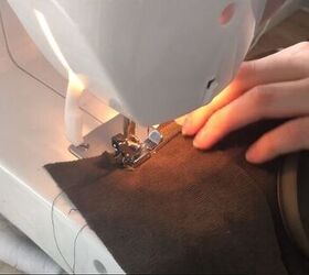 make a skort from scratch, Sew on the zipper