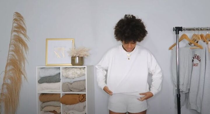 keep cozy with these 8 loungewear outfits, Wear a white crew neck