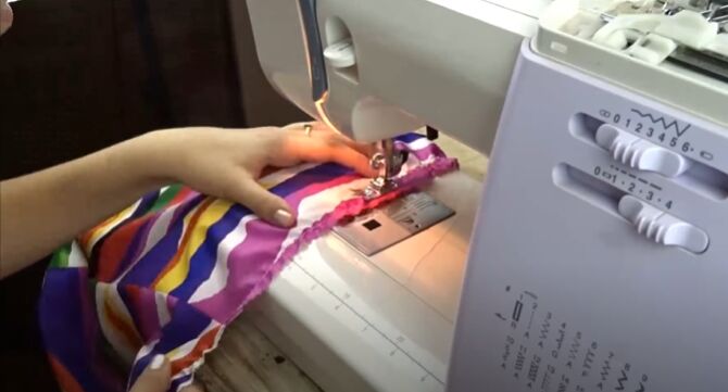 learn how to sew a gathered skirt, Sew a second row