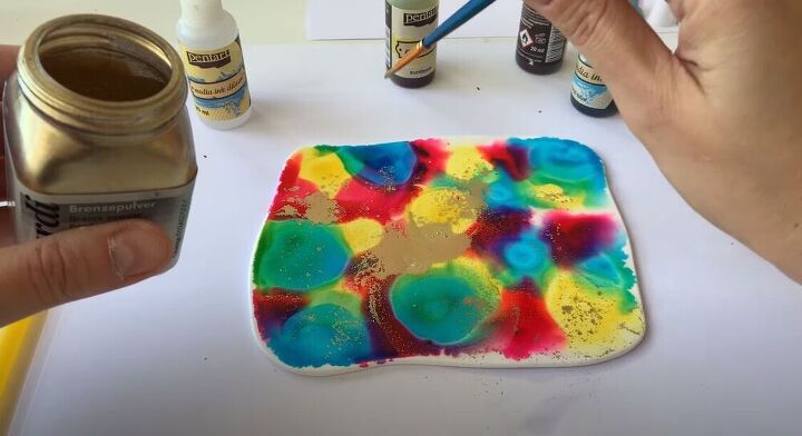 diy rainbow galaxy earrings from polymer clay, Sprinkle the metallic powder