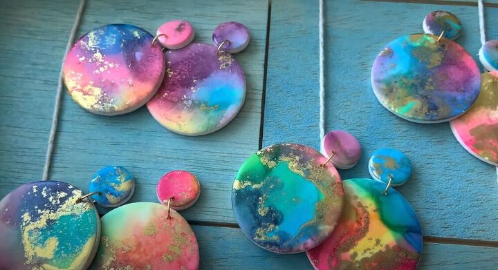 diy rainbow galaxy earrings from polymer clay, Rainbow galaxy earrings
