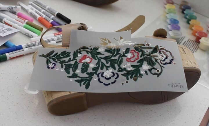 how to use stencils to refashion wedge shoes