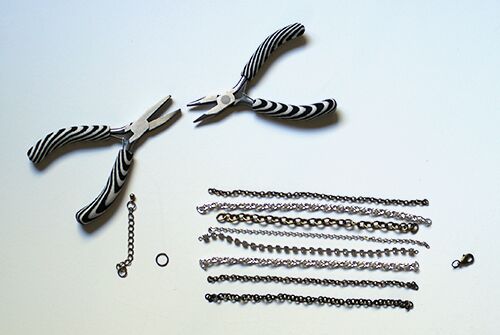 easy 10 minute chain bracelet tutorial