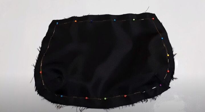 diy zipper purse, Pin and sew around the fabric