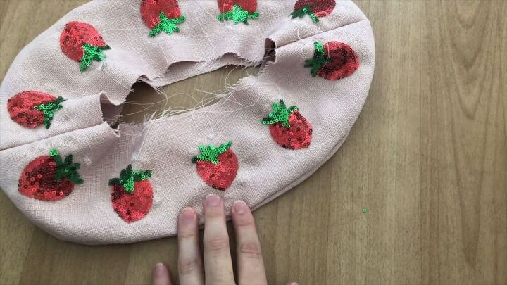sew a bucket hat in just 5 simple steps, Turn inside out