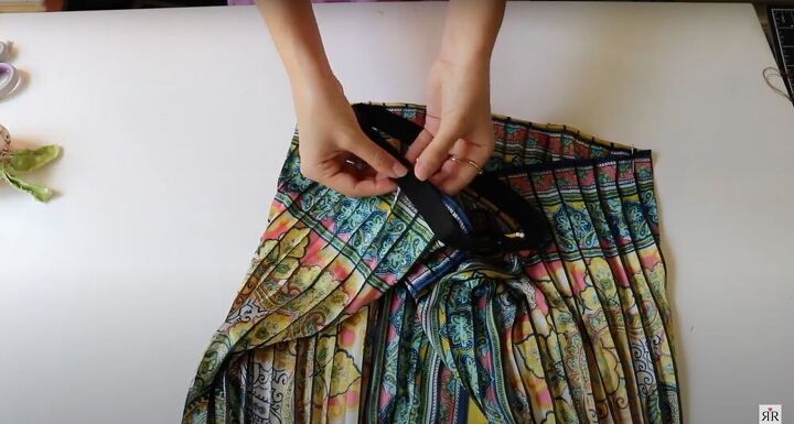 diy elastic midi skirt in 6 easy steps, How to sew an elastic midi skirt