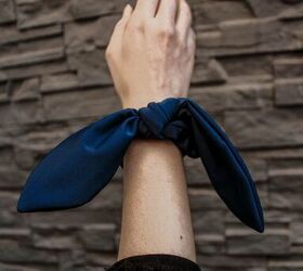 How to Sew a Scrunchie | Upstyle