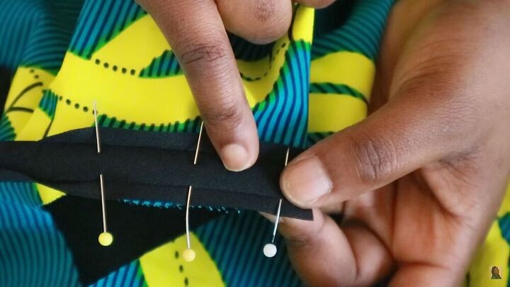 learn how to sew a mesmerizing kaftan dress, Pin the bias tape