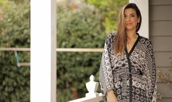 How to Style a Robe in 15 Different Ways | Upstyle