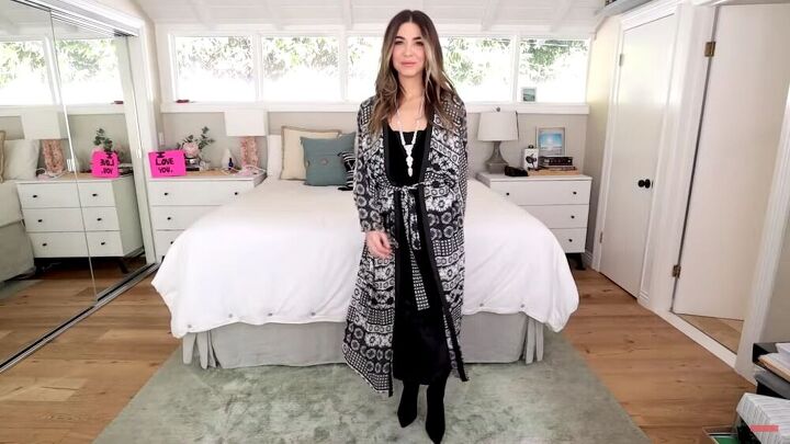 How to Style a Robe in 15 Different Ways | Upstyle