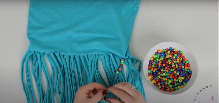 easy no sew beaded fringe top diy, Fringe top with beads