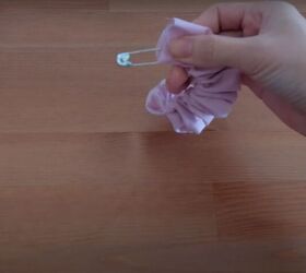 quick diy bow scrunchies to make with scrap fabric, Pull the elastic to the other end