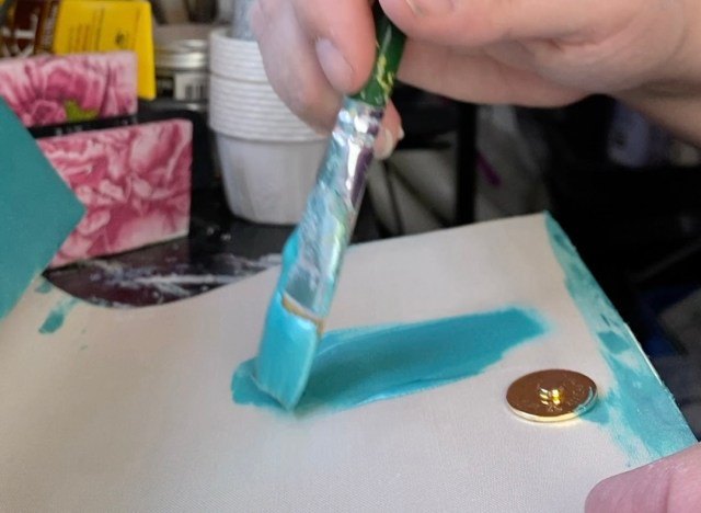 trying jacquard fabric paint to upcycle a purse